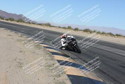 media/Dec-01-2025-Moto Forza (Mon) [[2daa91e15f]]/2-Intermediate Group/Session 4 (Turn 10 Inside)/